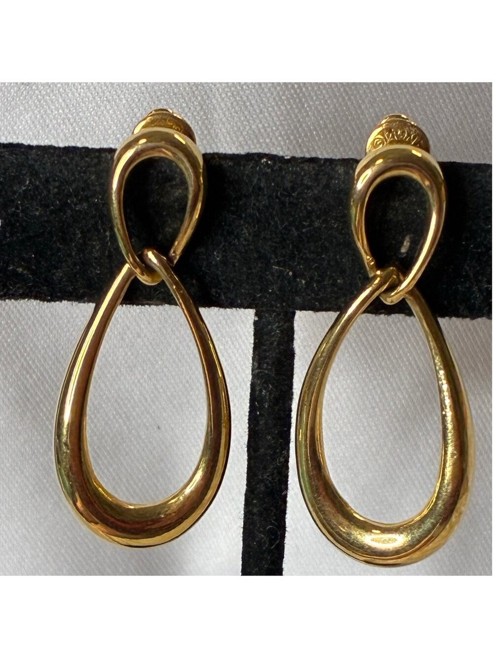 MONET Signed Gold Tone Dangle Teardrop Hoop Earrings – Polished Statement